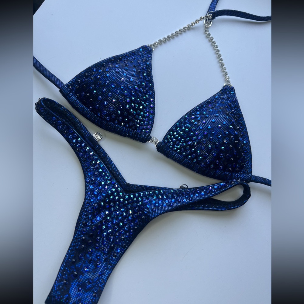 Bodybuilding figure competition suit